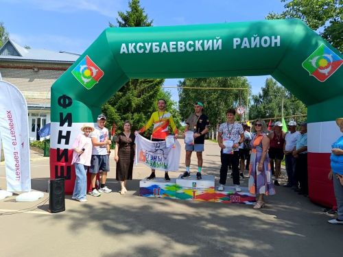 В Аксубаевском районе в селе Старое Узеево прошел трейл-кросс «Забег памяти»