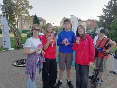 В Аксубаеве акция «Дарю Тепло» объединила подростков в День семьи, любви и верности