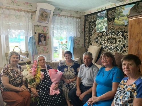 Аксубаевский ветеран по жизни идет с песней