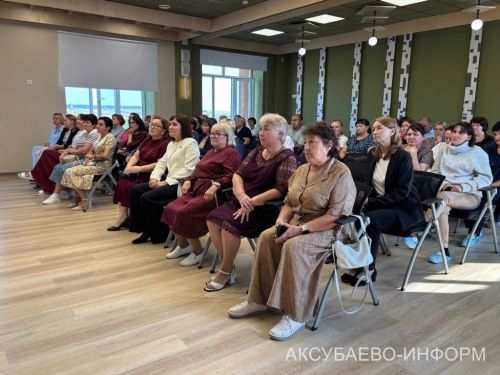 Алмаз Мингулов и Анатолий Иванов обсудили с аксубаевцами ключевые вопросы развития территории