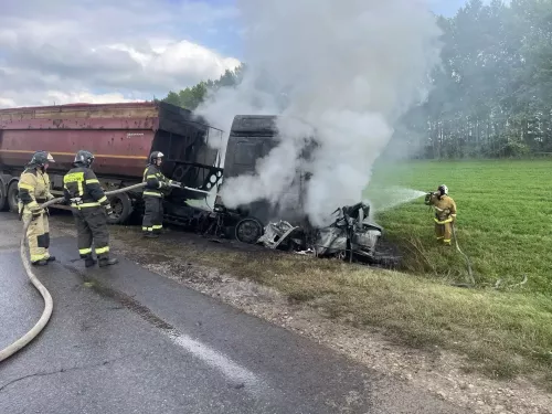 Аксубай районында «Гранта» КамАЗ тагылмасы астына кергән: җиңел машина йөртүчесе һәлак булган