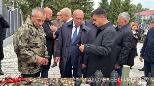 В Аксубаеве открыли ледовый дворец, два парка и Центр молодежных инициатив