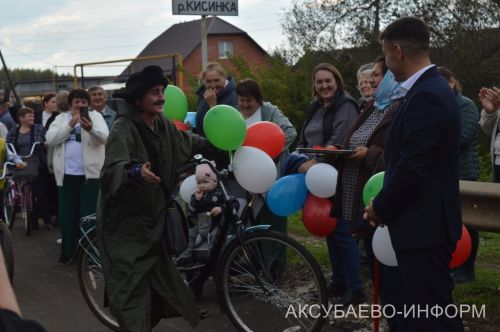 Аксубай районының Киса авылында күптән көтелгән юл ачылды