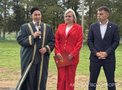 В Татарском Сунчелееве Аксубаевского района отпраздновали открытие асфальтированной дороги