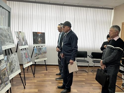 «Украина неонацист режимының террор хроникасы» дип аталган фотокүргәзмә ачылды