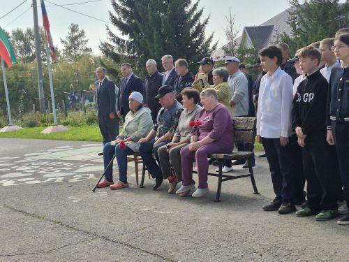 В селе Савгачево Аксубаевского района увековечили память земляка