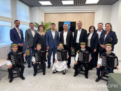 Аксубай үсешенә Ютазы делегациясе югары бәя бирде