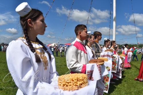 Аксубайда Сабан туе: якты һәм онытылмаслык Тулырак: https://aksubayevo.ru/news/sogy-yaalyklar/aksubaida-saban-tue-iakty-ham-onytylmaslyk