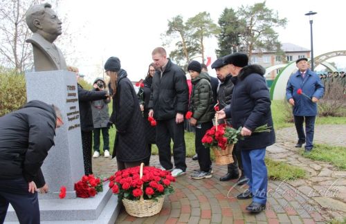В Аксубаевском районе отметили 105-летие со дня рождения первого министра лесного хозяйства РТ Александра Гуляева