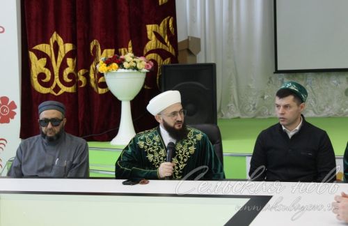 Муфтий ДУМ РТ встретился с мусульманами Аксубаевского района