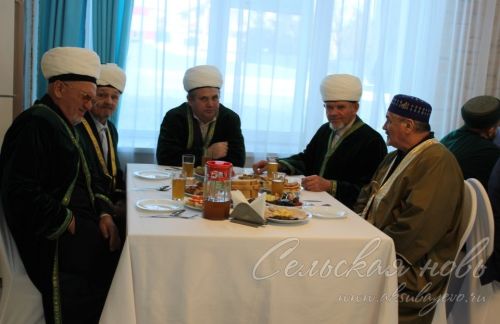 Муфтий ДУМ РТ встретился с мусульманами Аксубаевского района