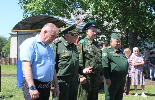 В Тарханке открыли памятник пограничным войскам, 28 мая 2025