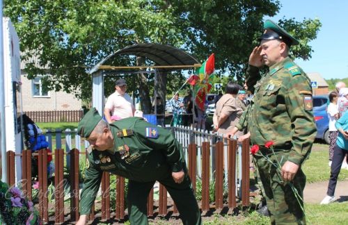 В Тарханке открыли памятник пограничным войскам, 28 мая 2025