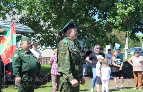 В Тарханке открыли памятник пограничным войскам, 28 мая 2025