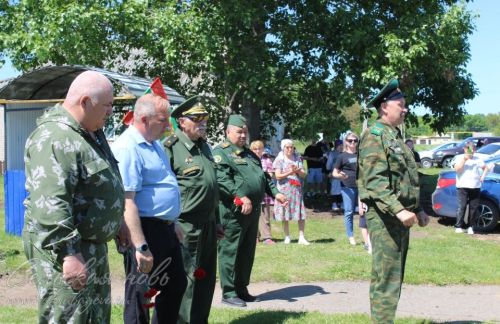 В Тарханке открыли памятник пограничным войскам, 28 мая 2025