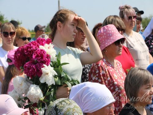 Открытие мемориальных доскок участникам СВО - уроженцам д. Кисы, 12.06.2025 г.