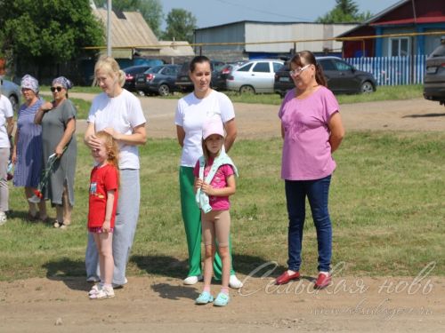 Открытие мемориальных доскок участникам СВО - уроженцам д. Кисы, 12.06.2025 г.