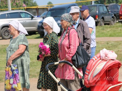 Открытие мемориальных доскок участникам СВО - уроженцам д. Кисы, 12.06.2025 г.