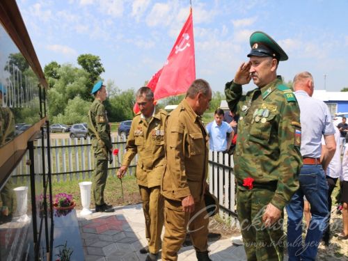 Открытие мемориальных доскок участникам СВО - уроженцам д. Кисы, 12.06.2025 г.