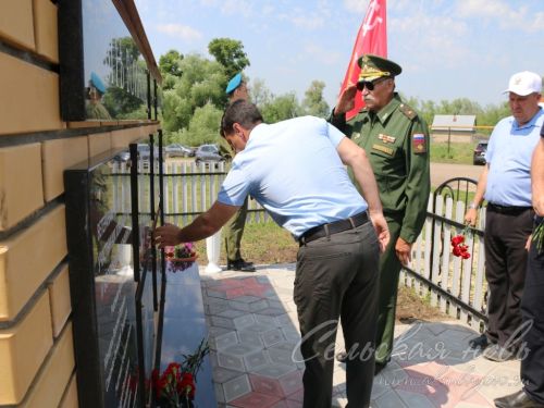 Открытие мемориальных доскок участникам СВО - уроженцам д. Кисы, 12.06.2025 г.