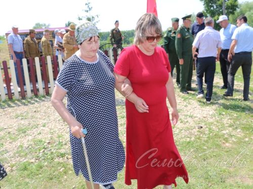 Открытие мемориальных доскок участникам СВО - уроженцам д. Кисы, 12.06.2025 г.