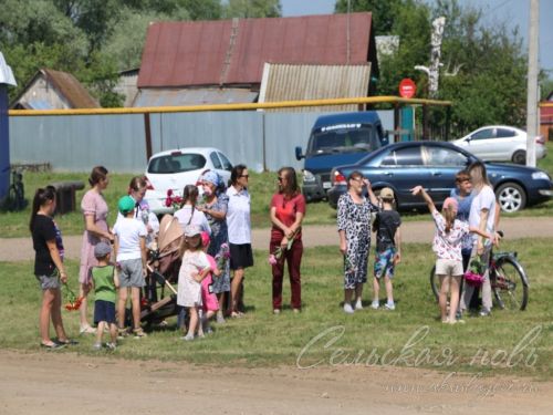 Открытие мемориальных доскок участникам СВО - уроженцам д. Кисы, 12.06.2025 г.