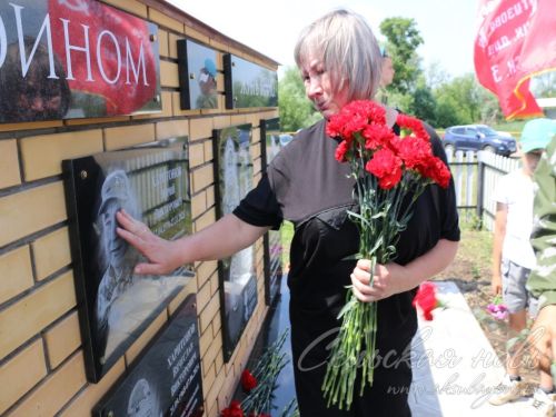 Открытие мемориальных доскок участникам СВО - уроженцам д. Кисы, 12.06.2025 г.