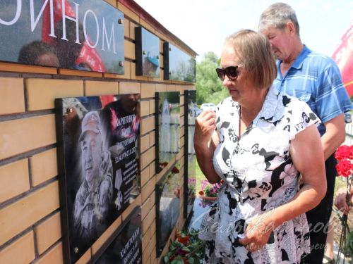 Открытие мемориальных доскок участникам СВО - уроженцам д. Кисы, 12.06.2025 г.