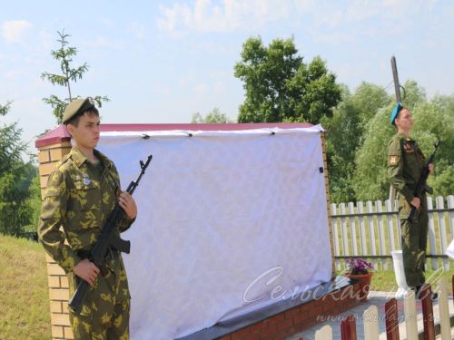 Открытие мемориальных доскок участникам СВО - уроженцам д. Кисы, 12.06.2025 г.