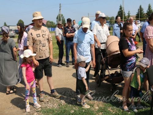 Открытие мемориальных доскок участникам СВО - уроженцам д. Кисы, 12.06.2025 г.