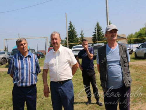 Открытие мемориальных доскок участникам СВО - уроженцам д. Кисы, 12.06.2025 г.
