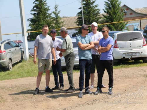 Открытие мемориальных доскок участникам СВО - уроженцам д. Кисы, 12.06.2025 г.