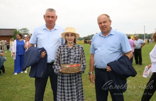 Аксубай районында Троица әйлән-бәйләнен уйнадылар