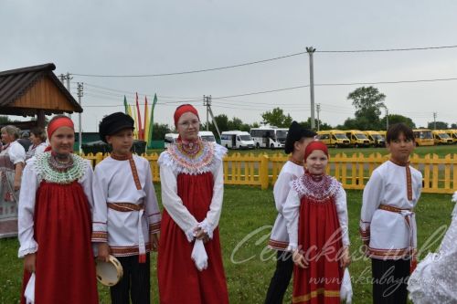 Аксубай районында Троица әйлән-бәйләнен уйнадылар