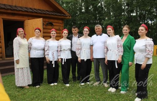Аксубай районында Троица әйлән-бәйләнен уйнадылар