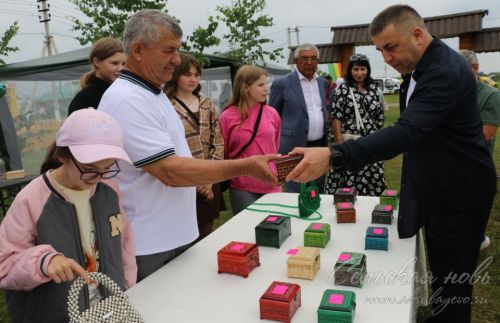Аксубай районында Троица әйлән-бәйләнен уйнадылар