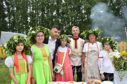 Аксубай районында Троица әйлән-бәйләнен уйнадылар