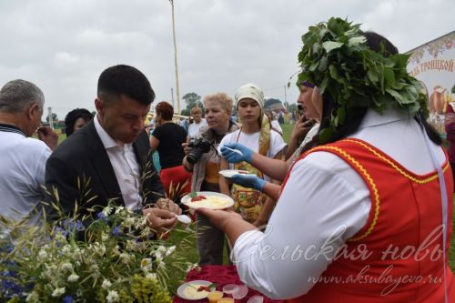 Аксубай районында Троица әйлән-бәйләнен уйнадылар