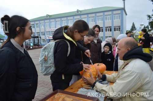 Осеннее золото Аксубаева: тыква с медом порадовали жителей 11.09.2026