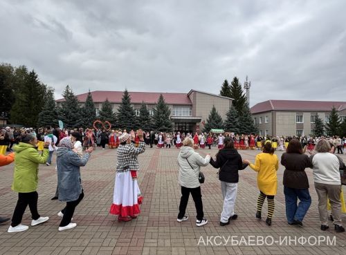 Осеннее золото Аксубаева: тыква с медом порадовали жителей 11.09.2026