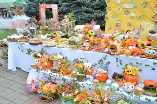 Осеннее золото Аксубаева: тыква с медом порадовали жителей 11.09.2026