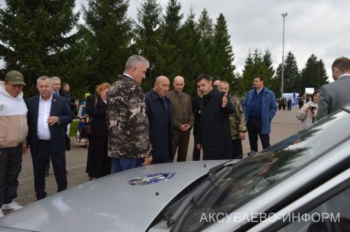 В Аксубаеве открыли ледовый дворец, два парка и Центр молодежных инициатив 10.09.2026