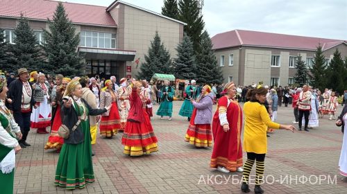 Осеннее золото Аксубаева: тыква с медом порадовали жителей 11.09.2026