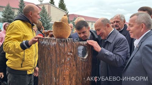 Осеннее золото Аксубаева: тыква с медом порадовали жителей 11.09.2026