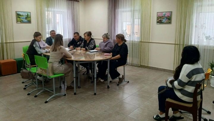 Аксубай социаль хезмәт күрсәтү үзәгендә профилактика чаралары турында фикер алыштылар