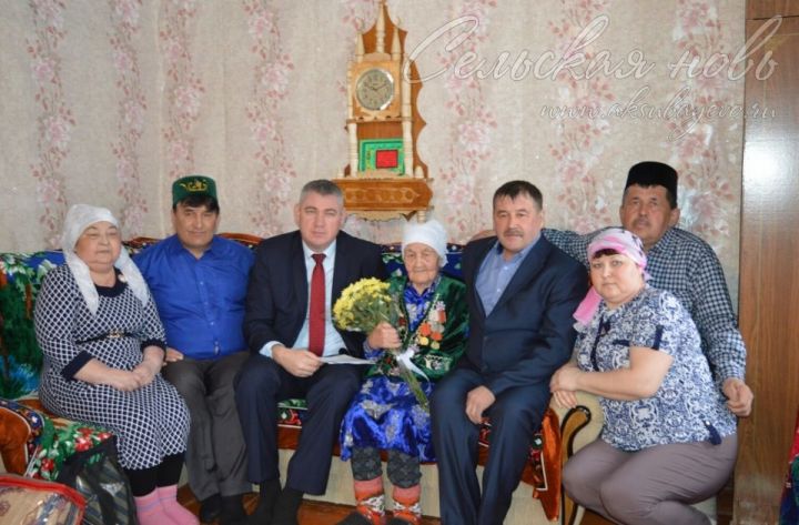 Аксубаевский ветеран приняла поздравления