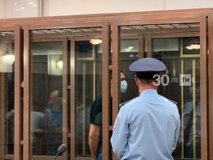 За жестокое убийство жены и детей житель Менделеевска получил пожизненный срок