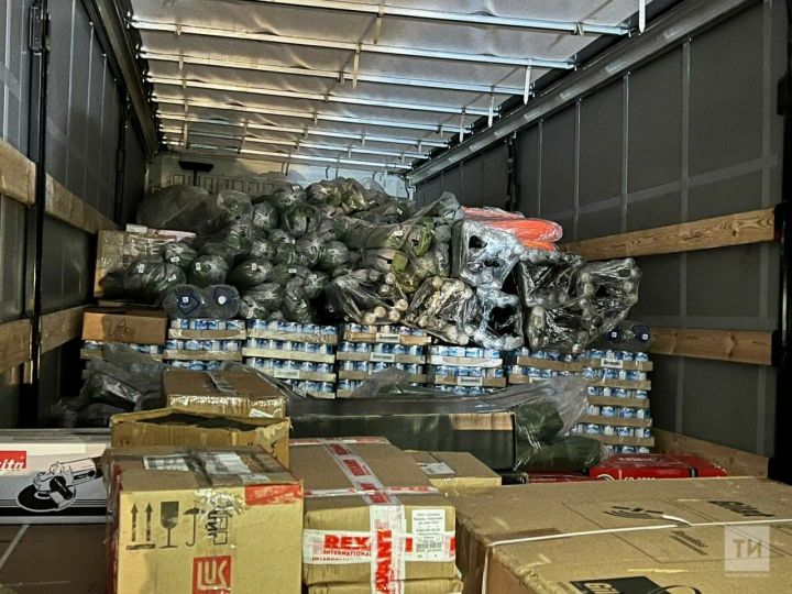 Из Татарстана отправили более 20 тонн помощи добровольцам батальонов «Алга» и «Тимер»