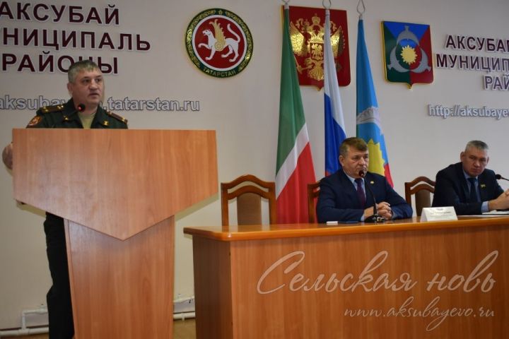 В Аксубаеве состоялось внеочередное заседание Совета района