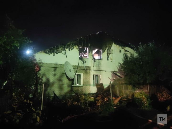 В столице Татарстана женщина вынесла из охваченного огнем дома маленького сына